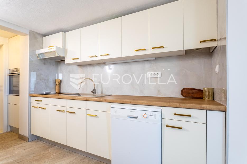 Apartmán Na predaj -  Okrug