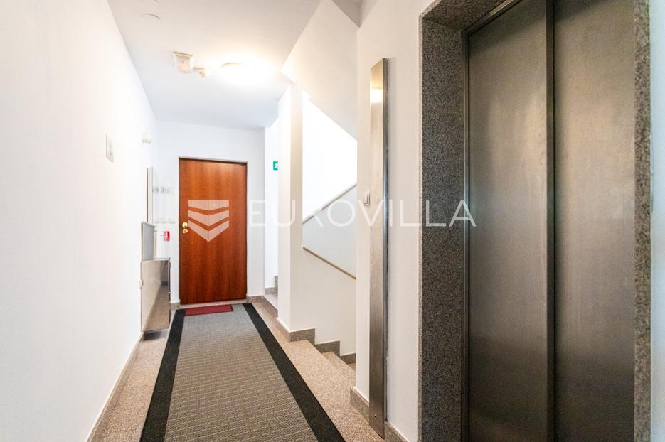 Flat For sale -  Podstrana