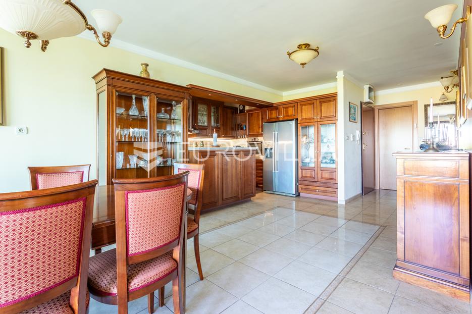 Flat For sale -  Podstrana