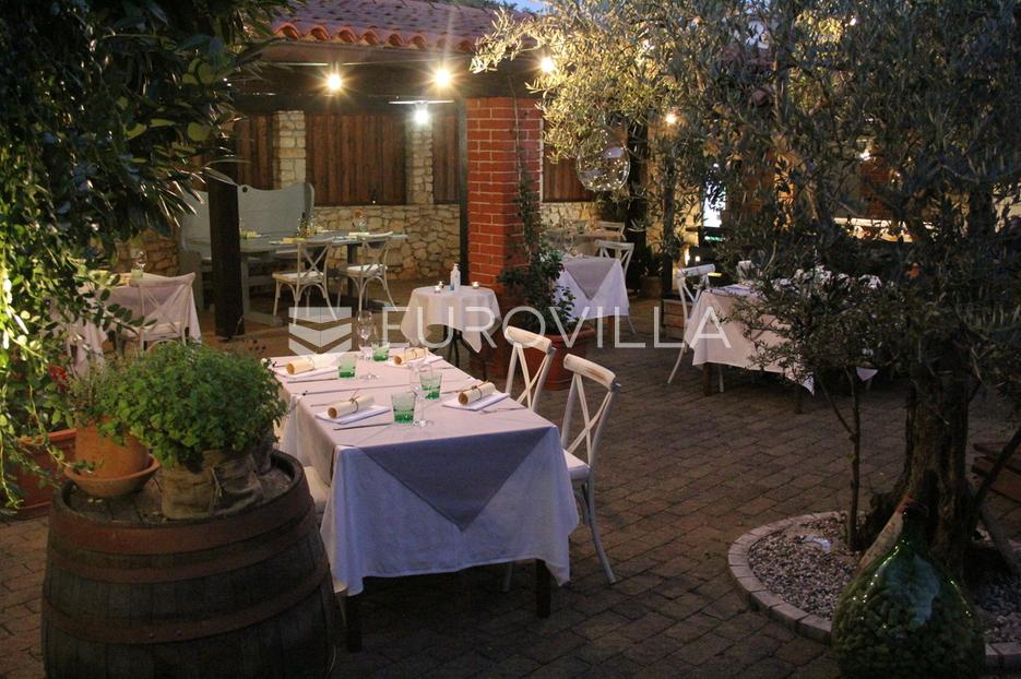 Hiša Naprodaj -  Novigrad