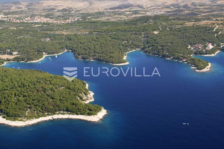 Land for sale 780 m² – Milna