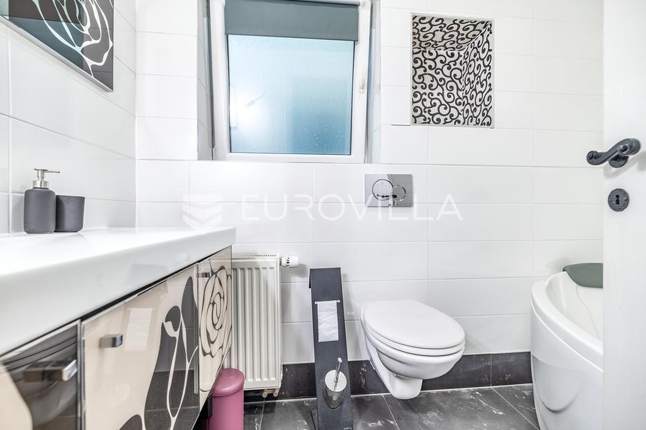 Apartmán Na prodej -  Donji Grad