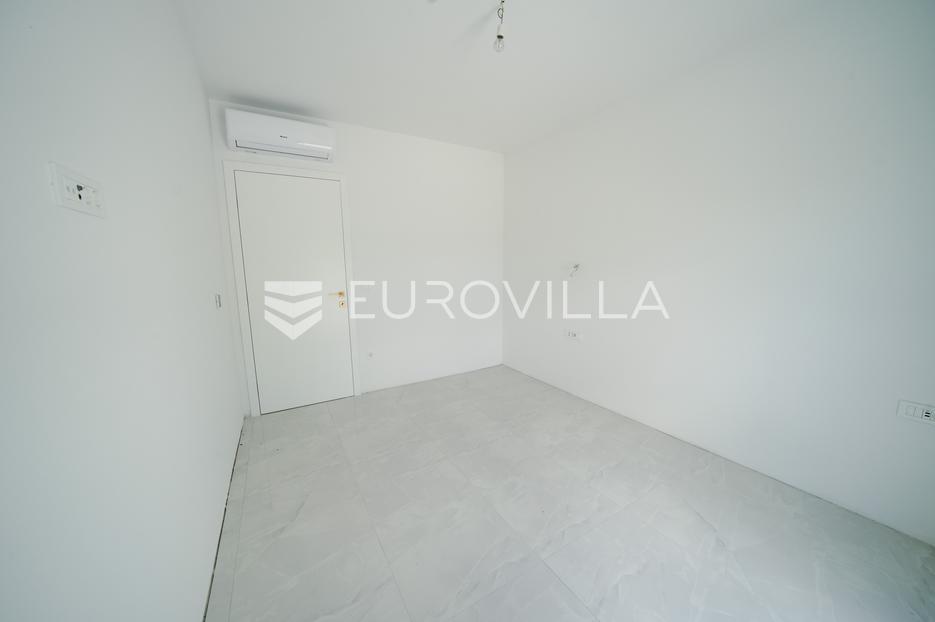 Flat For sale -  Zadar - Okolica