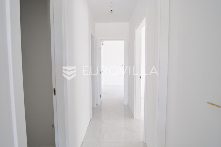 Flat For sale -  Zadar - Okolica