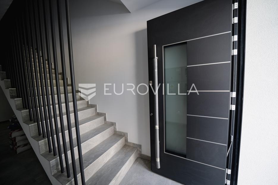 Flat For sale -  Zadar - Okolica