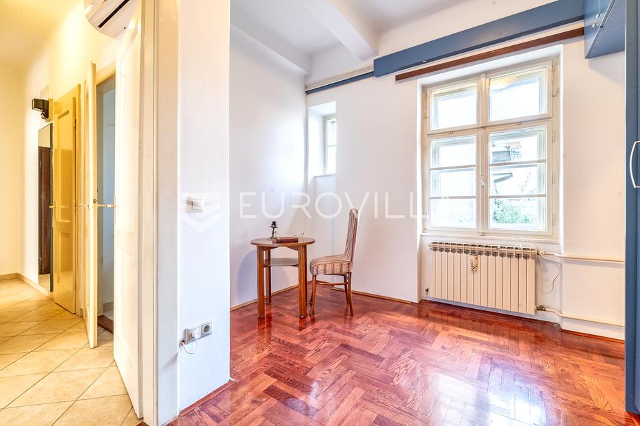 Appartamento In vendita -  Donji Grad