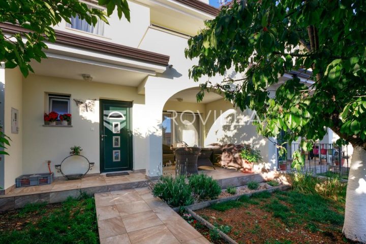 Flat for sale 111 m² – Kostrena