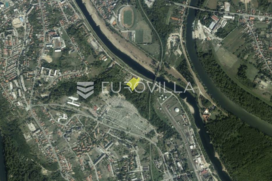 Parcela Naprodaj - Sisačko-moslavačka Sisak