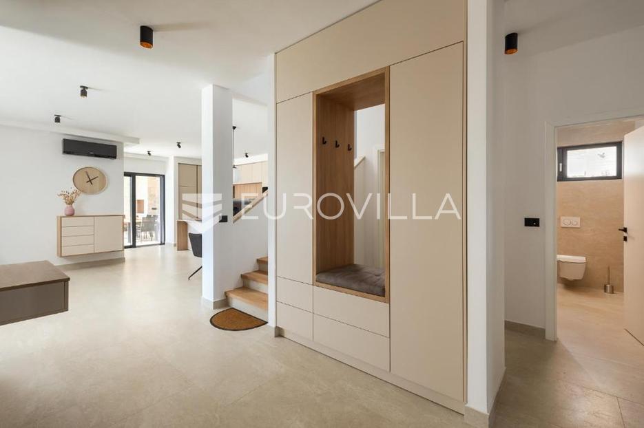 Casa In vendita -  Poreč