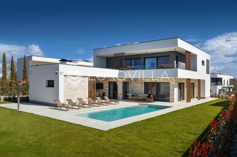 Casa In vendita - Poreč - foto 2/48