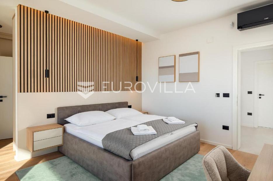 Casa In vendita -  Poreč