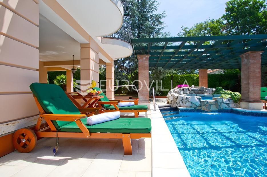 Casa In vendita -  Poreč