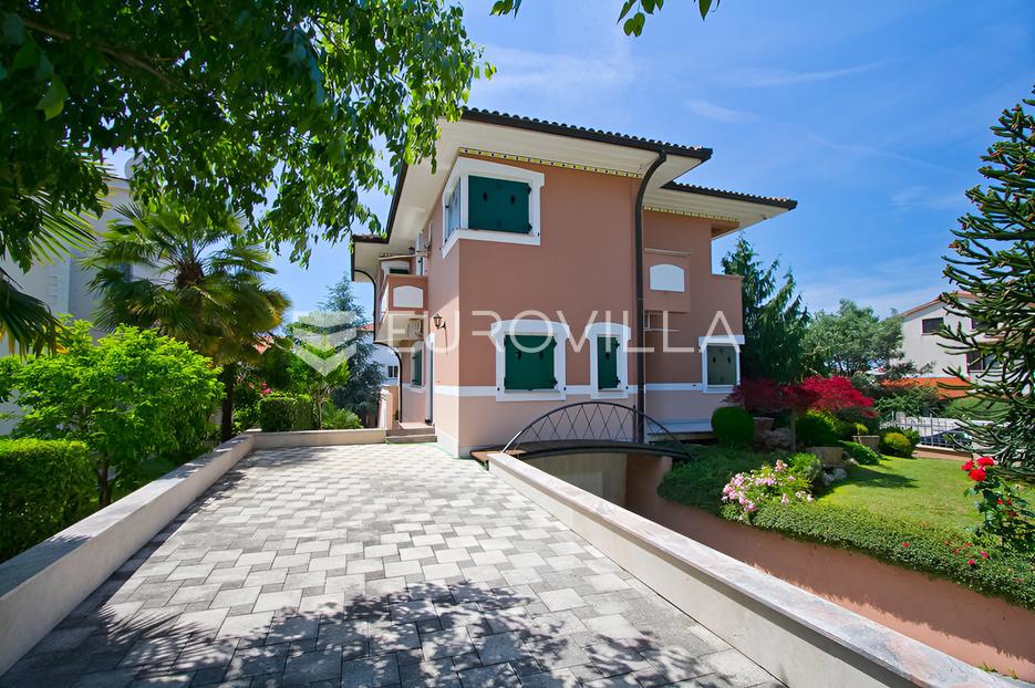 Casa In vendita -  Poreč