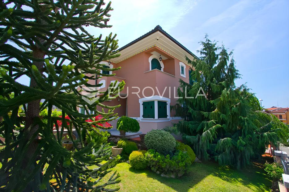 Casa In vendita -  Poreč