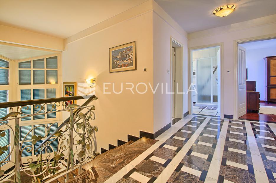 Casa In vendita -  Poreč