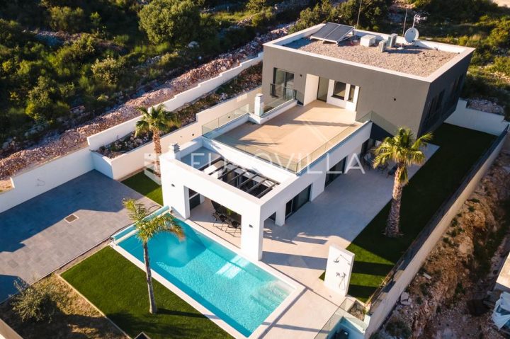Casa in vendita 173 m² – Vinišće