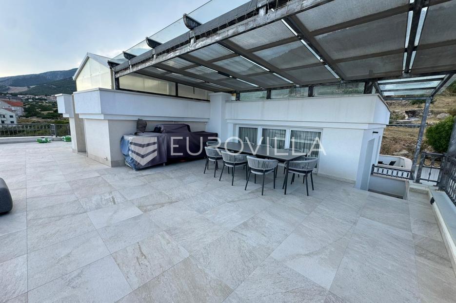 Apartma Na predaj -  Bol