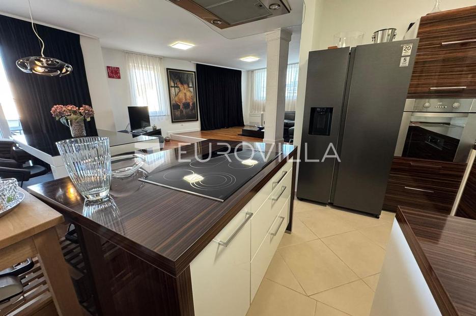 Apartma Na predaj -  Bol
