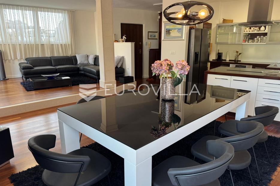 Apartma Na predaj -  Bol