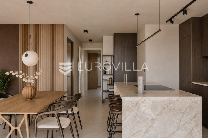 Apartmán na predaj 101 m² – Kraljevica