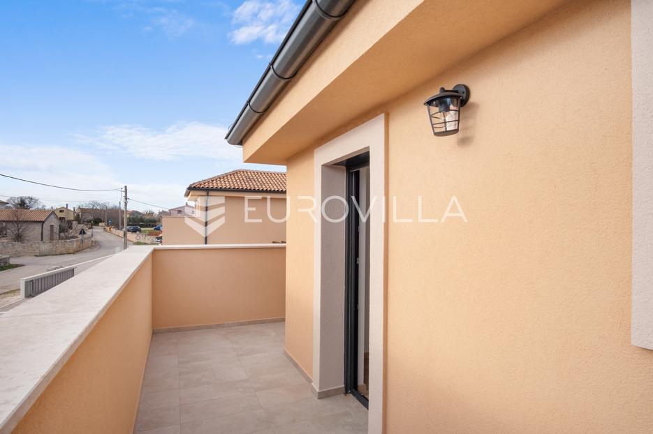 Casa In vendita -  Svetvinčenat