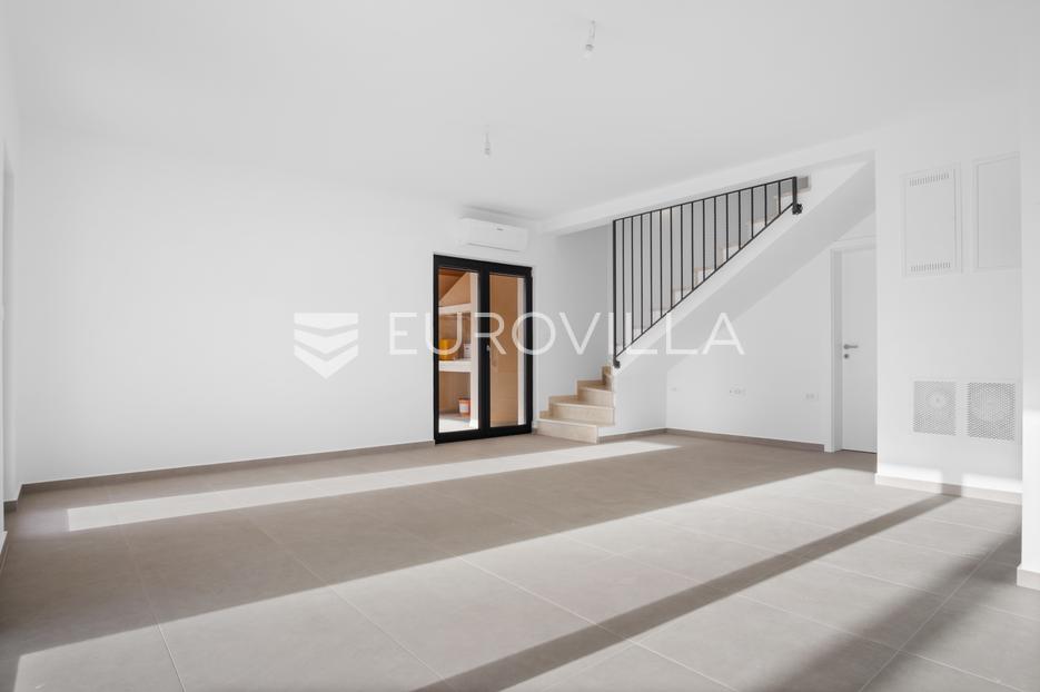 Casa In vendita -  Svetvinčenat