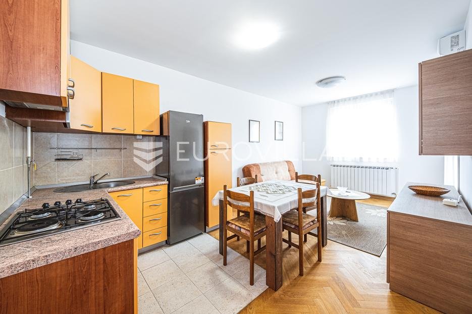 Flat For rent - Grad Zagreb Peščenica - Žitnjak