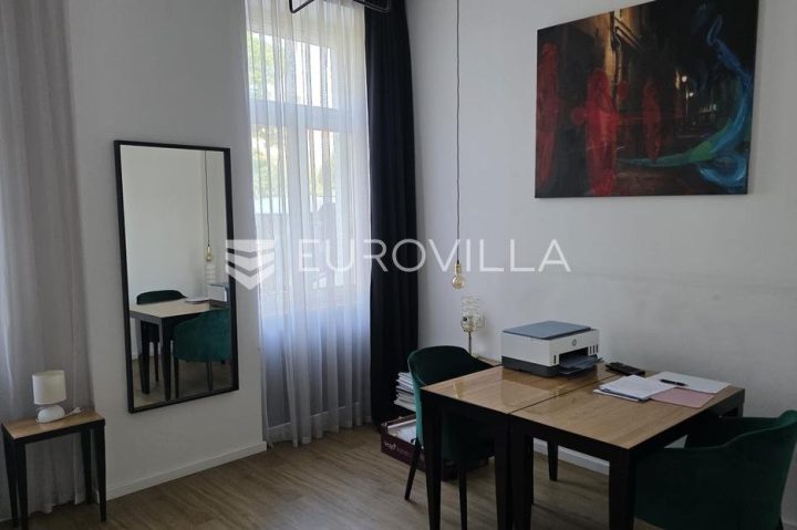 Poslovni prostor za najam 160 m² – Donji Grad