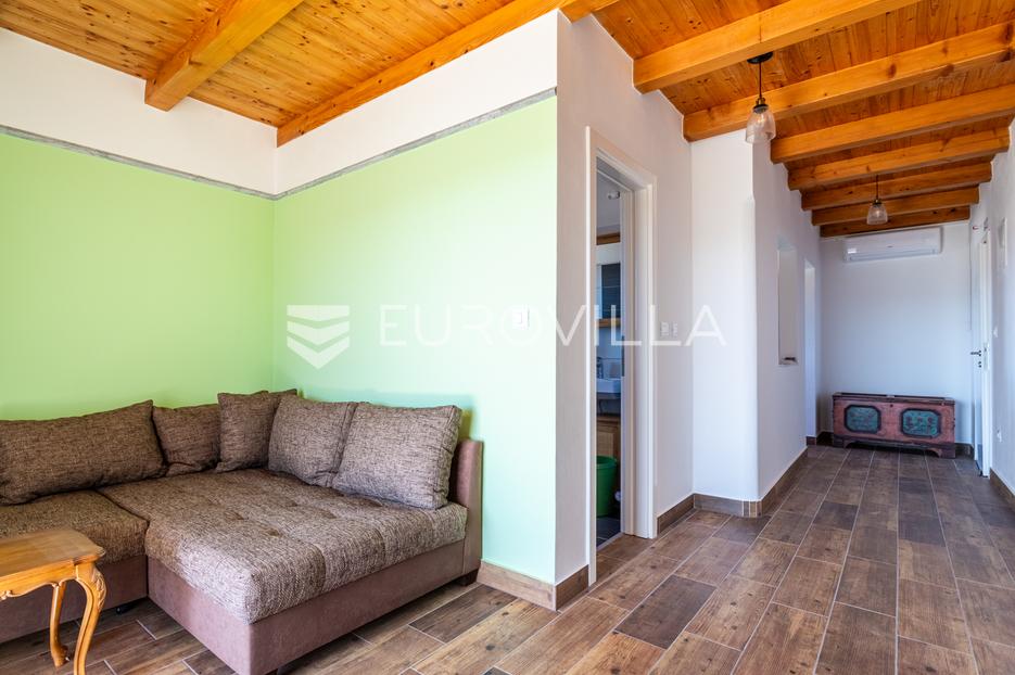 Casa In vendita -  Tisno
