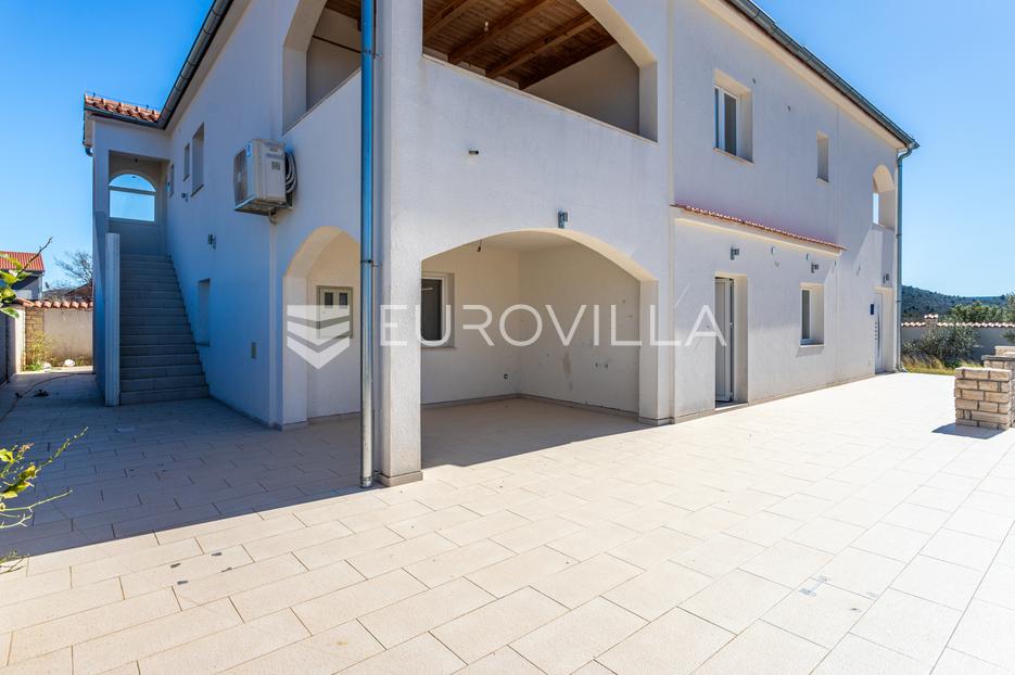 Casa In vendita -  Tisno