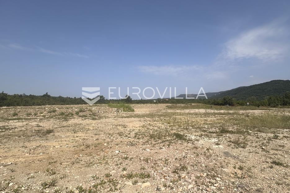 Zemljište Na prodaju -  Buzet