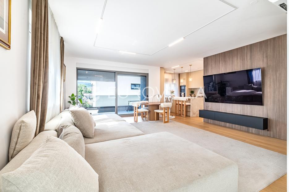 Apartma Na predaj Južno naselje