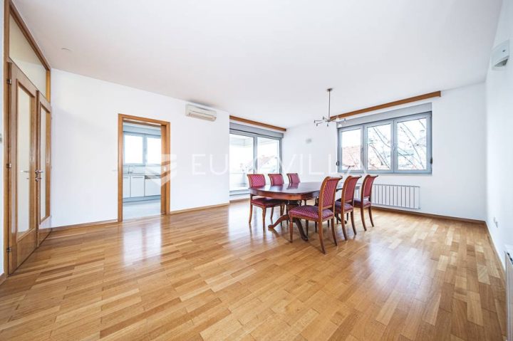 Apartmán na prodej 230 m² – Maksimir