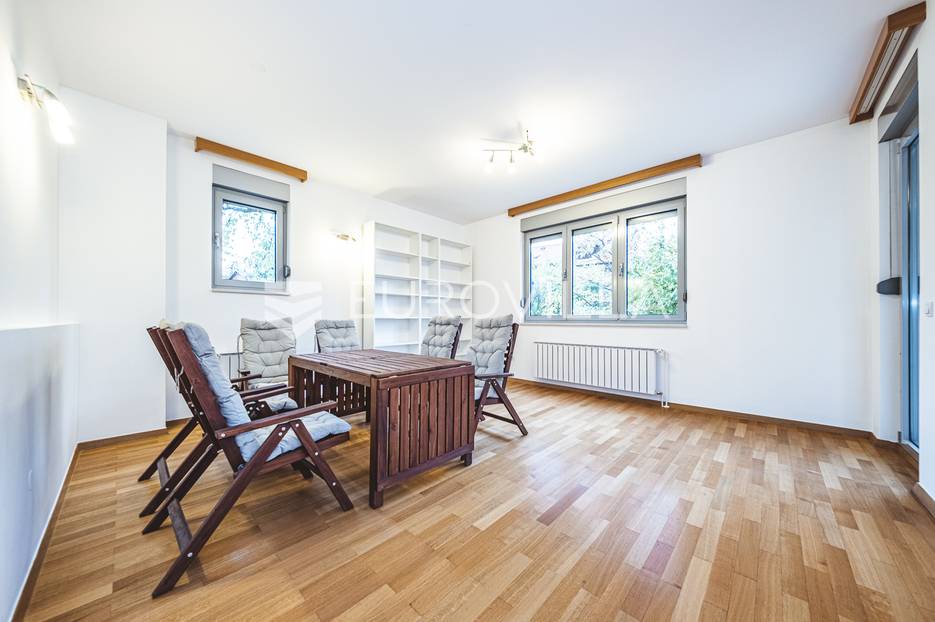 Appartamento In vendita -  Maksimir