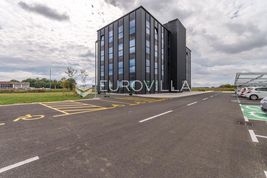 Business premises For rent - Varaždinska Gornji Kneginec