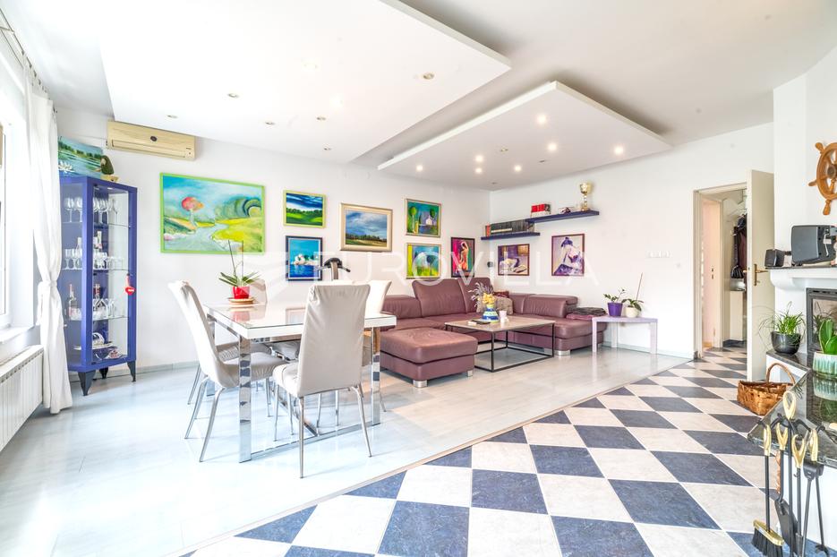 House For sale - Zagreb - Okolica - foto 2/12