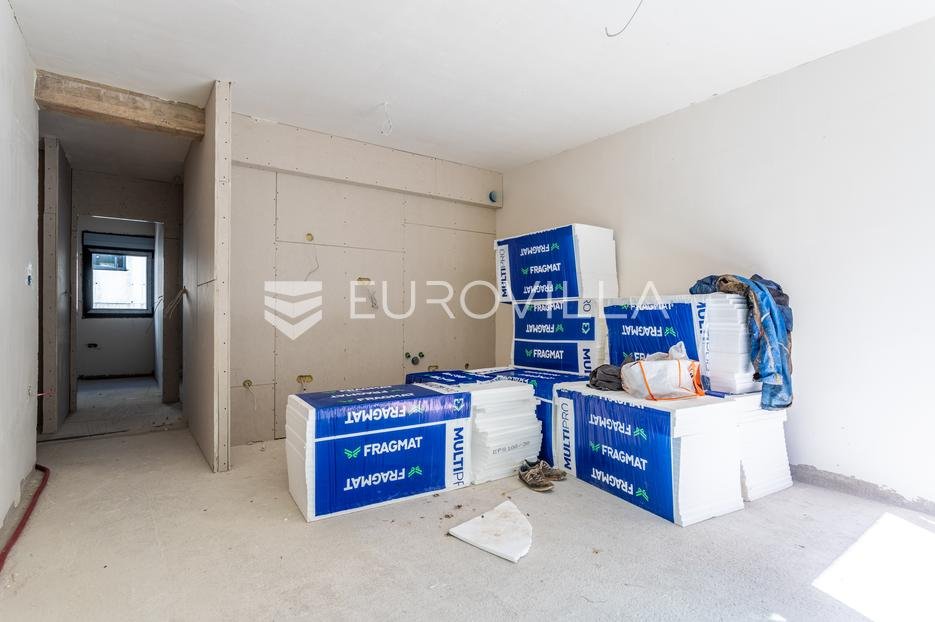 Apartmán Na predaj - Splitsko-dalmatinska Podstrana