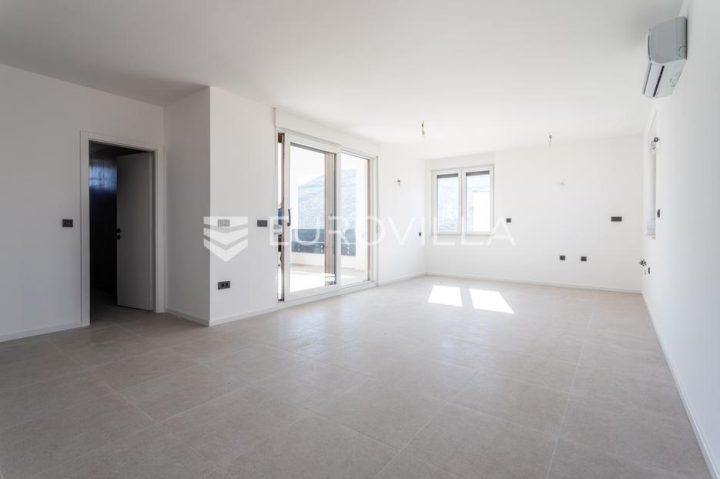 Mieszkanie na sprzedaż 119 m² – Grebaštica
