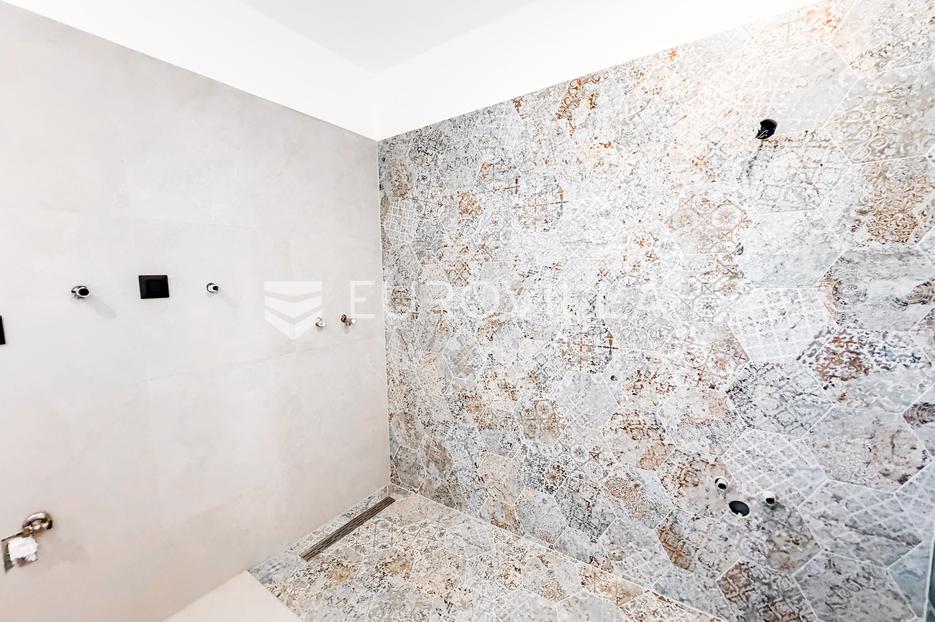 Apartmán Na predaj - Zadarska Zadar - Okolica