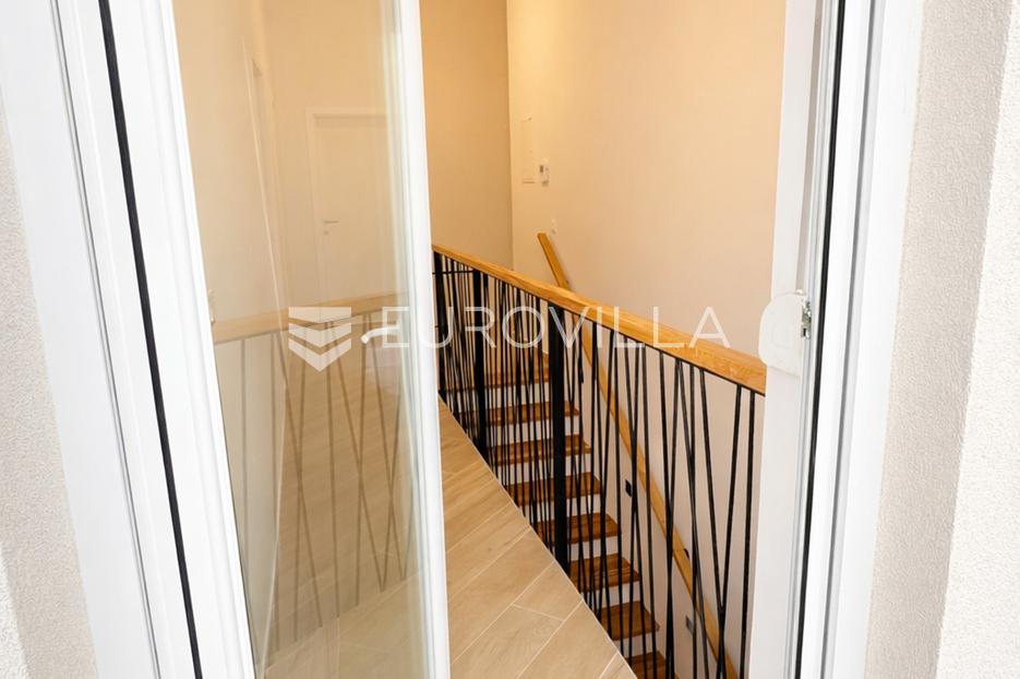 Apartma Na predaj -  Pag