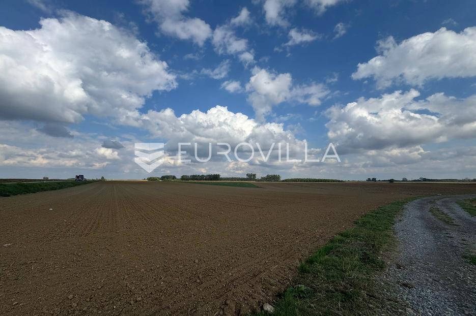 Pozemek Na prodej - Osječko-baranjska Đakovo