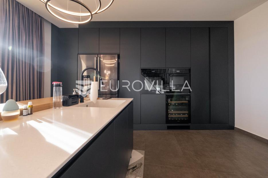 Apartmán Na predaj -  Opatija