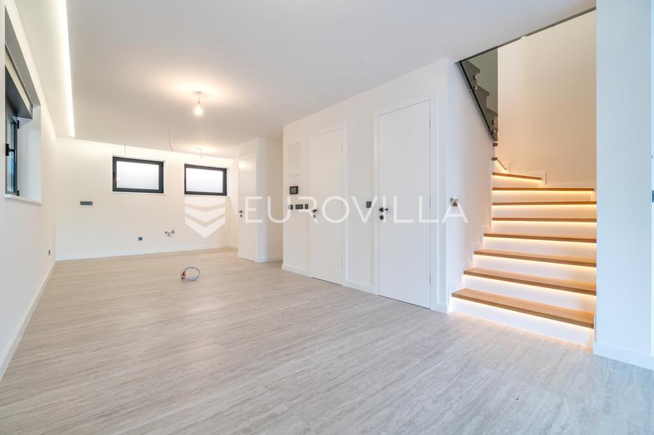 Apartmán Na prodej -  Podsljeme