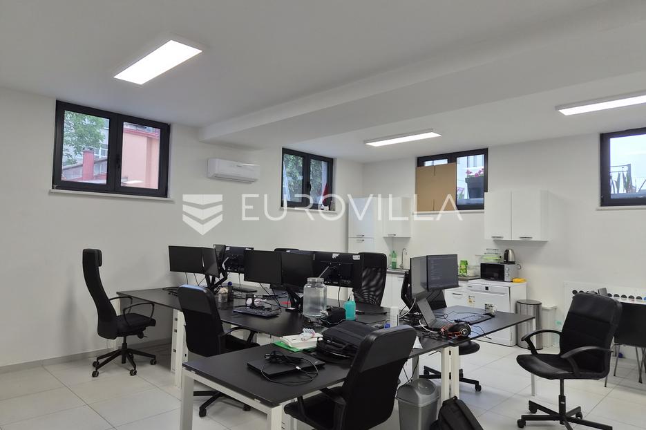 Komerční Na prodej -  Trešnjevka - Sjever