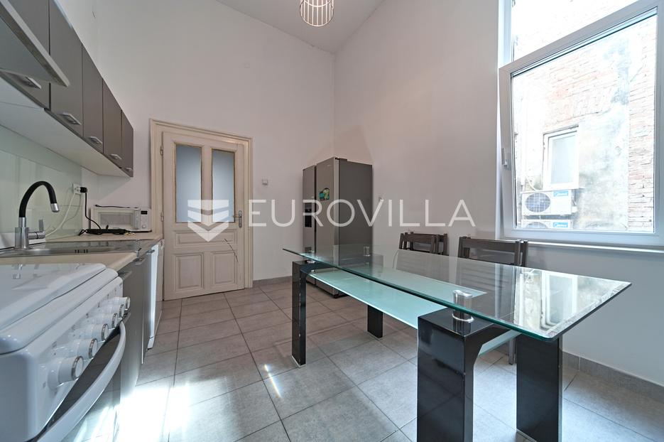 Apartma Na predaj -  Osijek