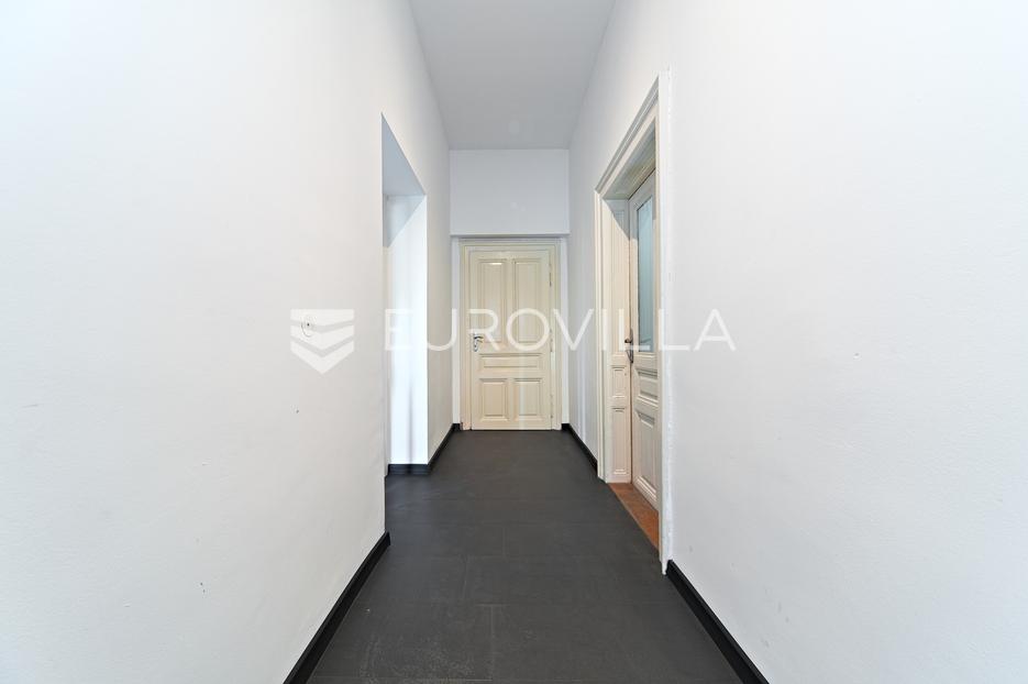 Apartma Na predaj -  Osijek
