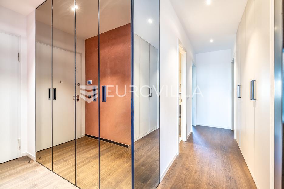 Appartement À vendre -  Peščenica - Žitnjak