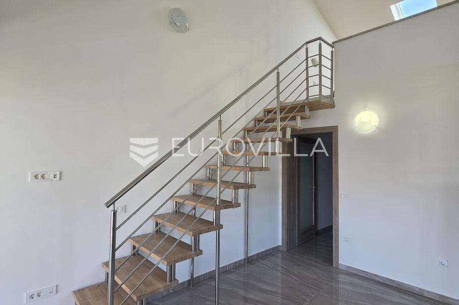 Apartma Na predaj - Primorsko-goranska Rab