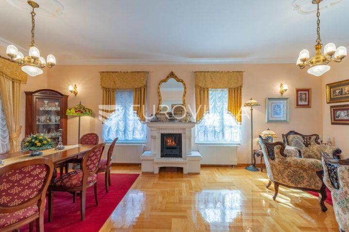 Haus zu verkaufen 218 m² – Centar
