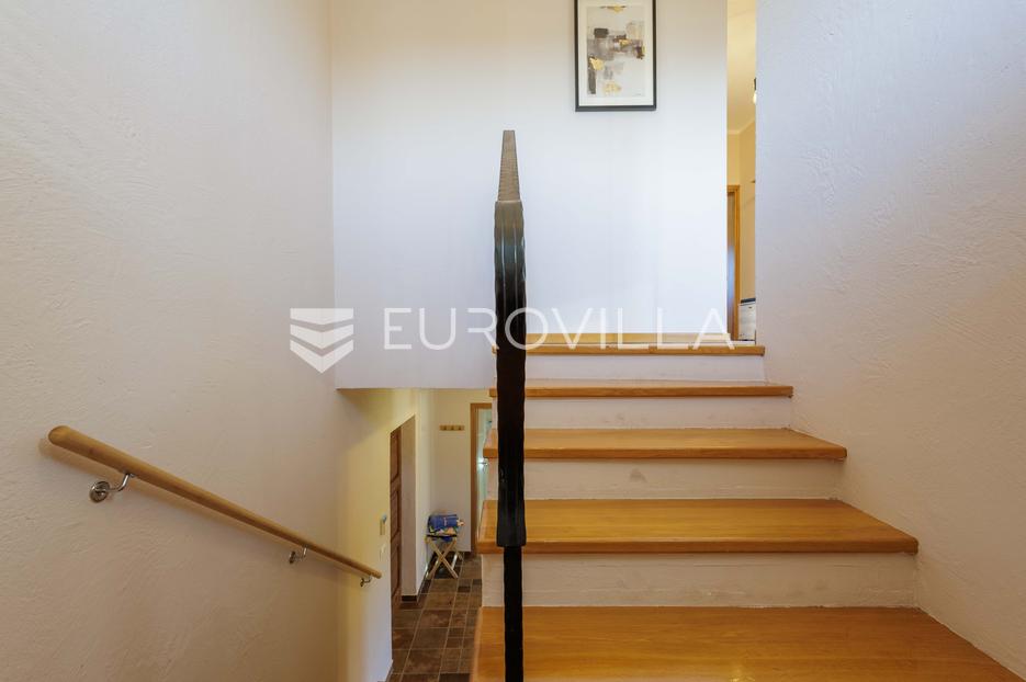 Casa In vendita -  Svetvinčenat